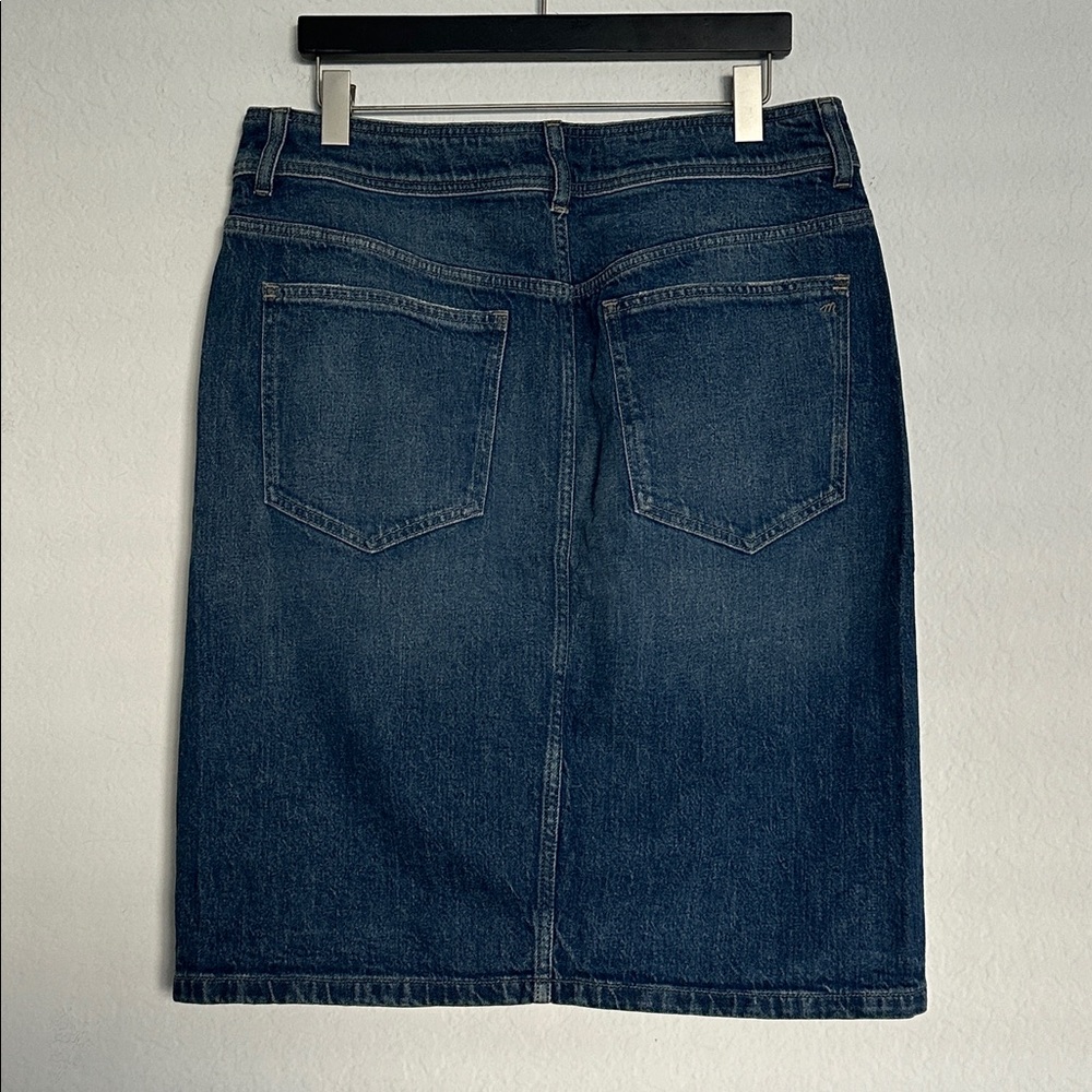 Madewell - Denim Button-Front Midi Skirt - Picture 7 of 9